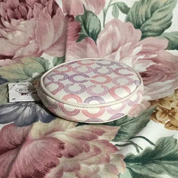 Coach coin purse - Picture 3 of 5